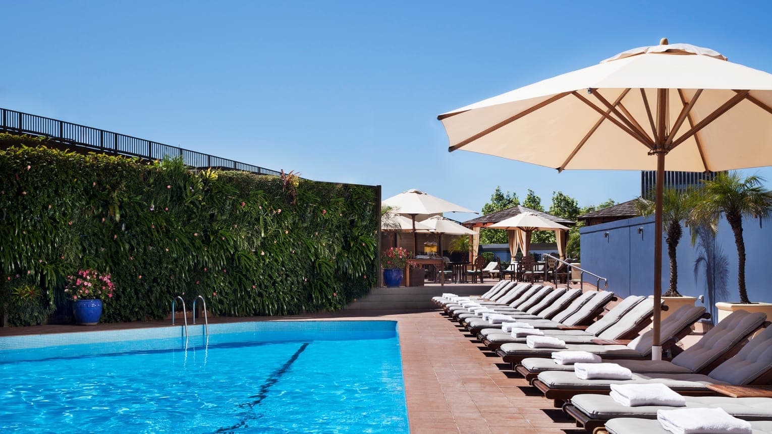 Adina, Pier One & Four Seasons Hotels